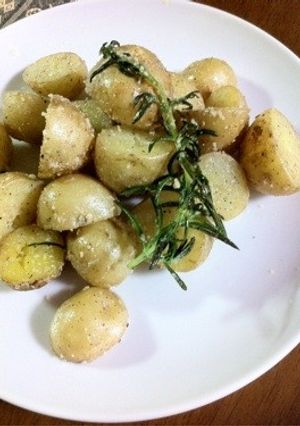 ☆じゃがいもローズマリー☆-レシピのメイン写真