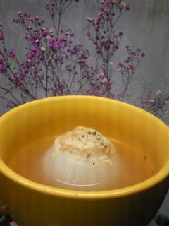 新玉ねぎ肉詰め♪まるごとスープ-レシピのメイン写真