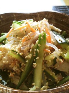 海藻麺と蒸し鶏とキュウリのゴマ和え-レシピのメイン写真
