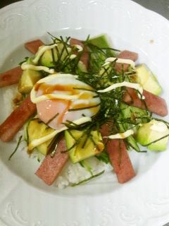 アボカドスパム丼-レシピのメイン写真