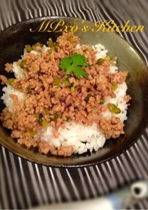 男飯☆にんにくの芽そぼろ丼*お弁当にも◎-レシピのメイン写真
