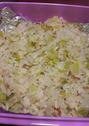 セロリと梅炒飯-レシピのメイン写真