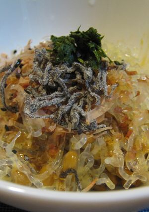プチプチ海藻麺でネバネバあえ-レシピのメイン写真