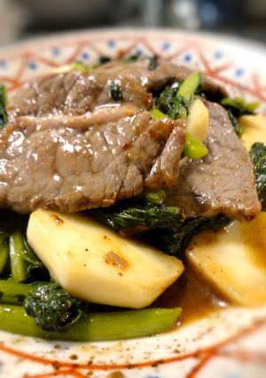 牛肉とカブの葉のオイスターソース炒め-レシピのメイン写真