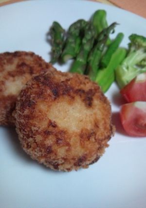 ソースなしでも美味しい♪長いもコロッケ-レシピのメイン写真