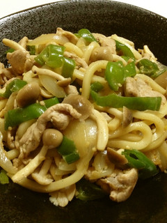 どんどん焼いちゃえ!!焼きうどん♪-レシピのメイン写真