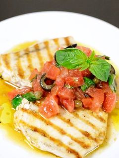 カジキマグロのフレッシュトマトソース-レシピのメイン写真