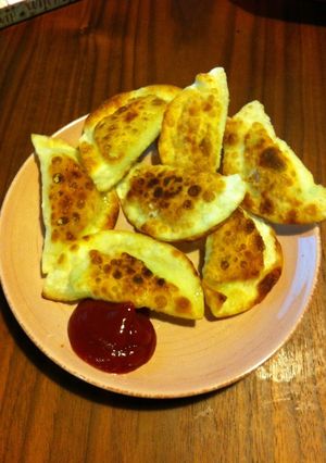 ブロッコリーの茎で！餃子の皮おつまみ-レシピのメイン写真