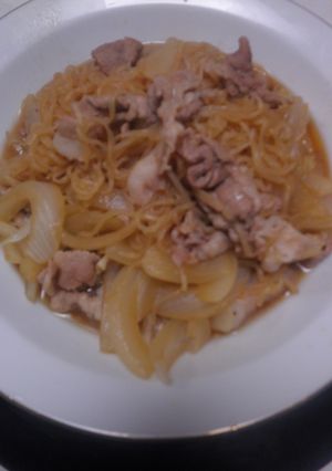 麺つゆDE豚肉しらたき煮-レシピのメイン写真