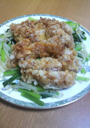 野菜と一緒に油淋鶏（ユーリンチー）-レシピのメイン写真