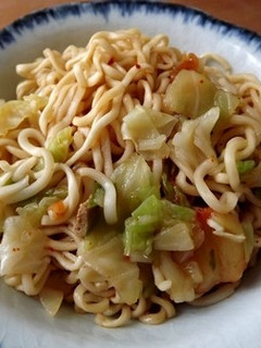 カップやきそばの味に飽きたら-レシピのメイン写真