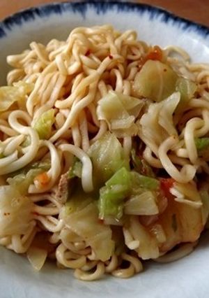 カップやきそばの味に飽きたら-レシピのメイン写真