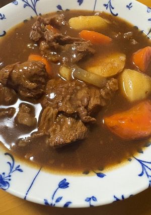 圧力鍋で、トロトロ牛すじビーフシチュー-レシピのメイン写真