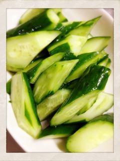 梅こぶ茶で胡瓜の浅漬け-レシピのメイン写真