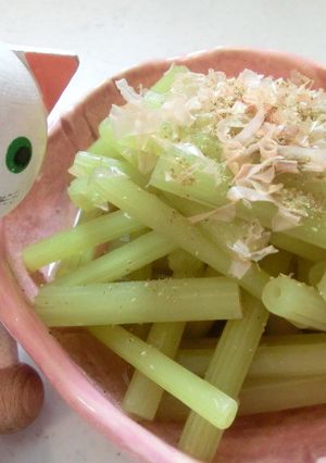 ふきの下ごしらえかぁらぁのぉ⇒炊いたん-レシピのメイン写真