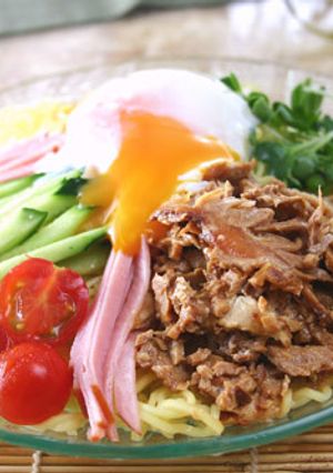 とろ～り半熟卵と炙り豚のさっぱり冷麺-レシピのメイン写真