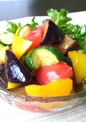 簡単!夏野菜とトマトのマリネ-レシピのメイン写真