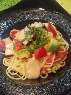 トマトとアボカドの冷製パスタ-レシピのメイン写真