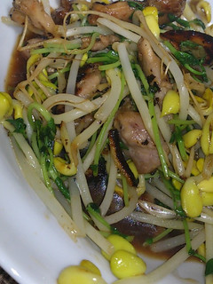 歯ごたえ抜群!大豆もやしとせせりの炒め物-レシピのメイン写真