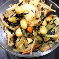 รูปของ たまには和な1品 ひじきと大豆の煮物