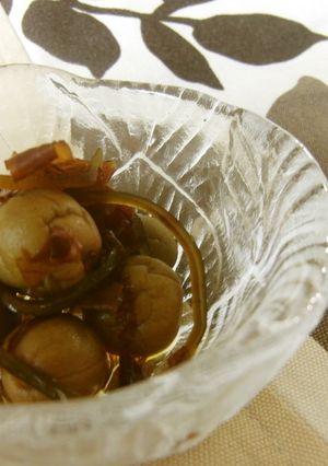 塩昆布と醤油で漬ける★カリカリ小梅-レシピのメイン写真