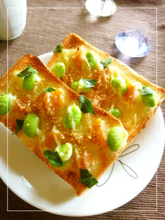 蜂蜜梅×枝豆のわさび風味トースト-レシピのメイン写真