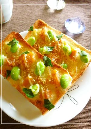 蜂蜜梅×枝豆のわさび風味トースト-レシピのメイン写真