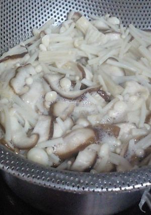 塩茹でキノコ（ベース）-レシピのメイン写真