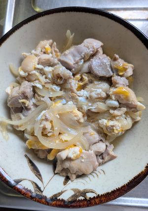 簡単★昼食！甘さ控えめ親子丼-レシピのメイン写真