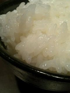 裏技◆ふっくらツヤツヤごはん-レシピのメイン写真