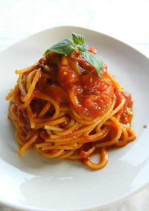 トマトソースパスタ-レシピのメイン写真