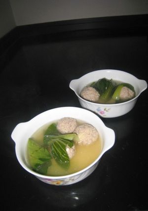 柔らか肉団子と青梗菜の中華スープ-レシピのメイン写真