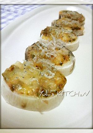 レンジ調理♪長芋の胡麻マヨしらすチーズ-レシピのメイン写真