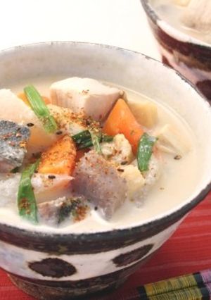ぶりの粕汁-レシピのメイン写真