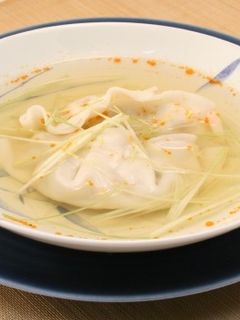 水餃子のサンラータン風スープ-レシピのメイン写真