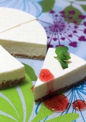 簡単!!レアチーズケーキ　-レシピのメイン写真