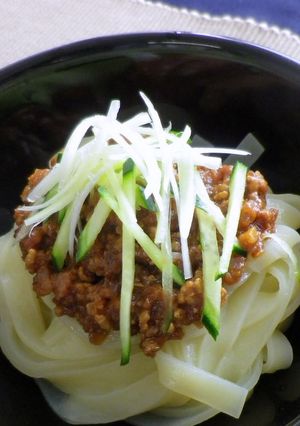 簡単！盛岡じゃじゃ麺風肉味噌きしめん-レシピのメイン写真