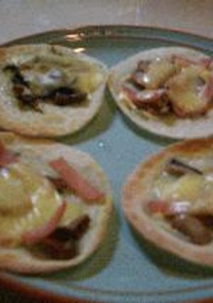 カリカリッ！餃子の皮ピザ-レシピのメイン写真