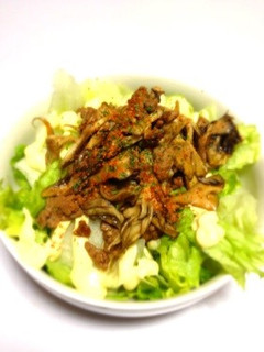 挽肉とキノコの焼肉サラダ-レシピのメイン写真