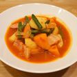 新じゃがと新玉ねぎのトマト煮