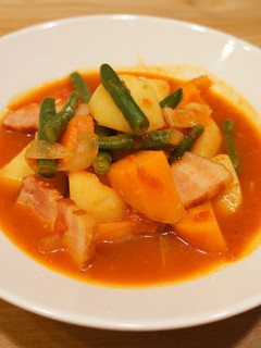 新じゃがと新玉ねぎのトマト煮-レシピのメイン写真