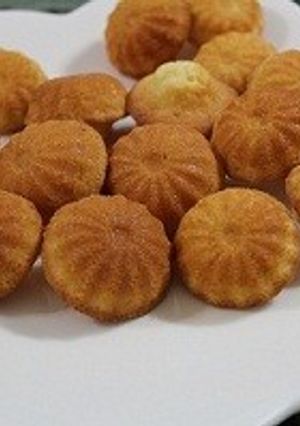 プチマドレーヌ-レシピのメイン写真