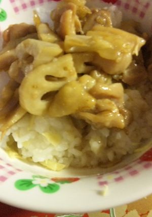 塩麹鶏とれんこんのバター風味丼-レシピのメイン写真