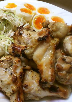 簡単！塩麹で鶏の手羽元ジューシー焼き-レシピのメイン写真