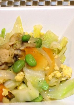 簡単♪キャベツと玉葱の鶏親子炒め-レシピのメイン写真
