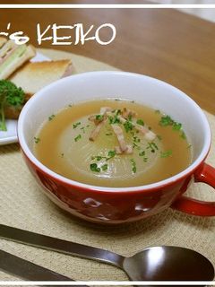 丸ごと新玉ねぎのトロトロスープ-レシピのメイン写真