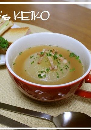 丸ごと新玉ねぎのトロトロスープ-レシピのメイン写真