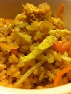 材料を入れるだけ!簡単☆炊き込みご飯-レシピのメイン写真