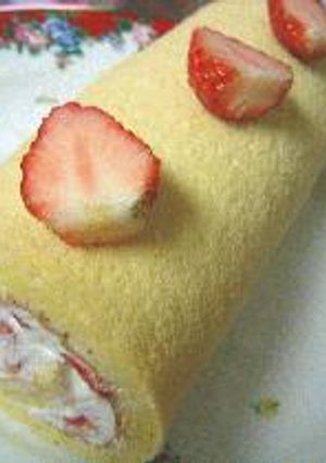 春色♪いちごロール-レシピのメイン写真