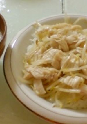 とりむね塩だれ丼♪スープ付っっ☆-レシピのメイン写真